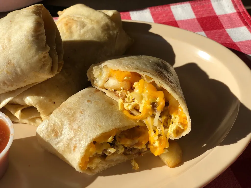 Bearcat Grill_Aledo_slider_image_2