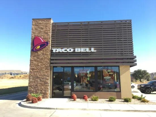 Taco Bell restaurant in Aledo
