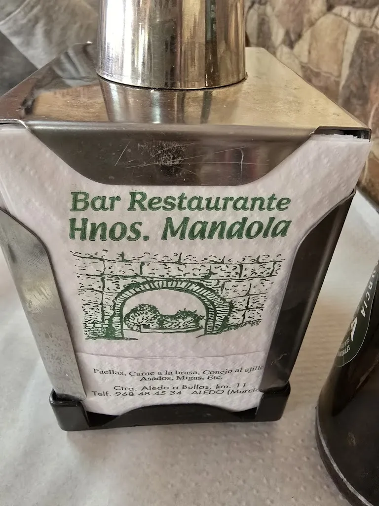 Wout “BigBucks” Bucker_Restaurante Hermanos Mandola_Aledo_review