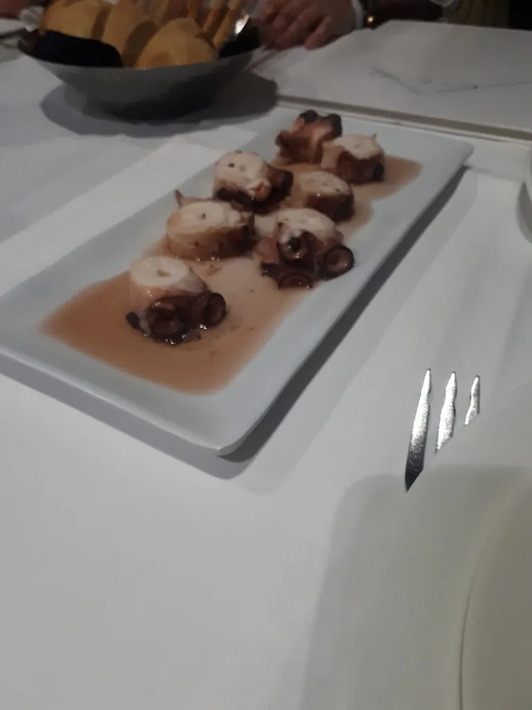 Sebastian Guelfi_La Cavalica_Alcantarilla_review