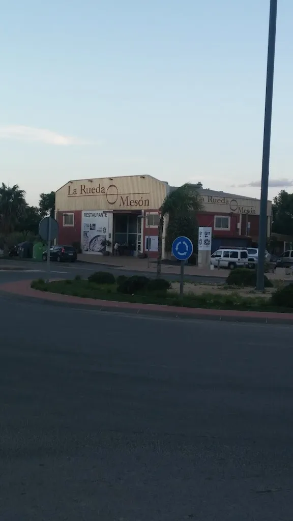 Walter Ortega_Meson La Rueda_Alcantarilla_review