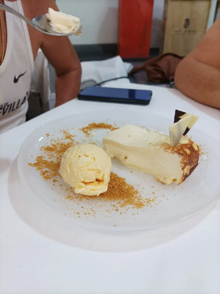 roser bordonau_A BOMBO Y PLATILLO. Restaurante en Alcantarilla - Murcia_Alcantarilla_review