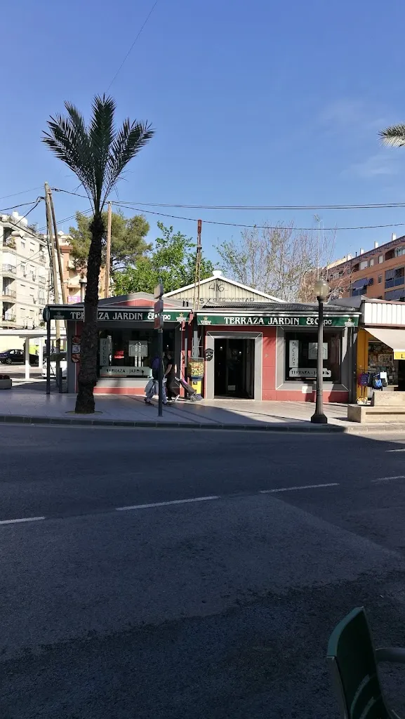 José Manuel Garcia Luengo_Terraza Jardin Bar 