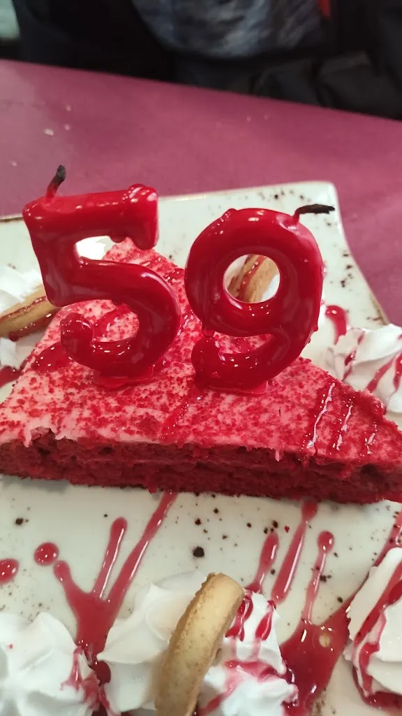 Ana Marín Andrino_Ruval Cider and Restaurant_Barrio de la Concepción_review