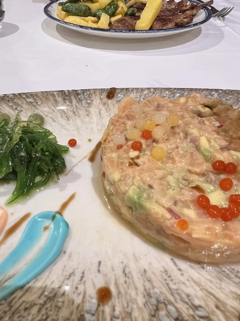 A Gentle Supportive Soul_Cervecería Restaurante Cruz Blanca de Doctor Esquerdo_Blanca_review