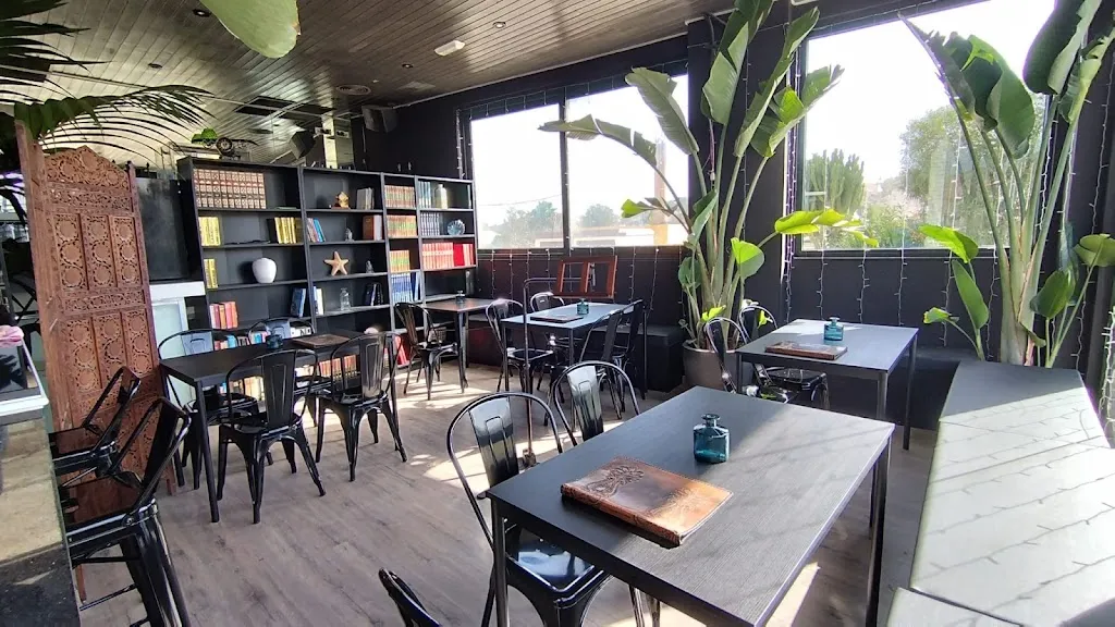 Aquarium La Manga Club Resort restaurant in Atamaría