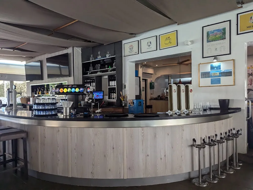 Si Bar & Restaurant restaurant in Atamaría