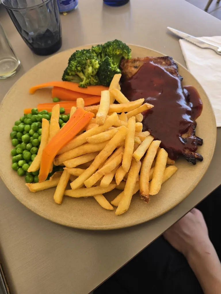 Si Bar & Restaurant_Atamaría_slider_image_3