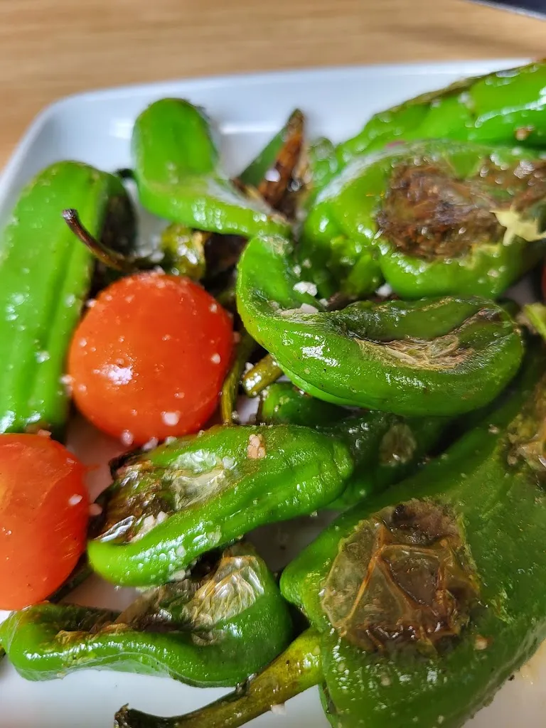 Suzi Moghabghab_La Barra Tapas Bar_Atamaría_review