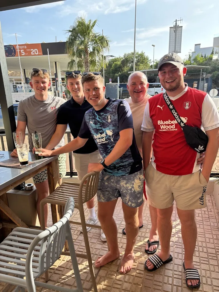 Darren Richardson_The Last Drop Bar_Atamaría_review