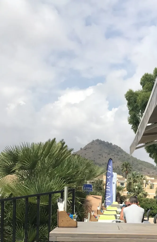 Andy Finlay_The Last Drop Bar_Atamaría_review