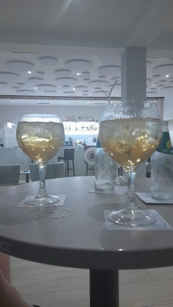 Patrick Purser_LA SOLANA BAR & RESTAURANT._Atamaría_review