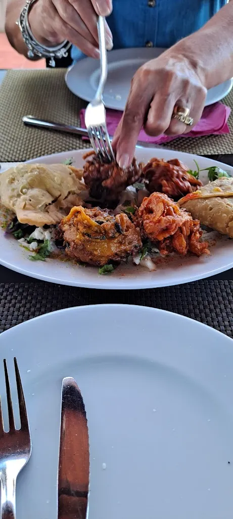 Menu_The Curry Gardens_Atamaría_image_3