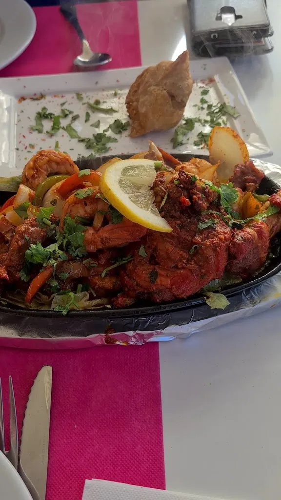 The Curry Gardens_Atamaría_slider_image_2