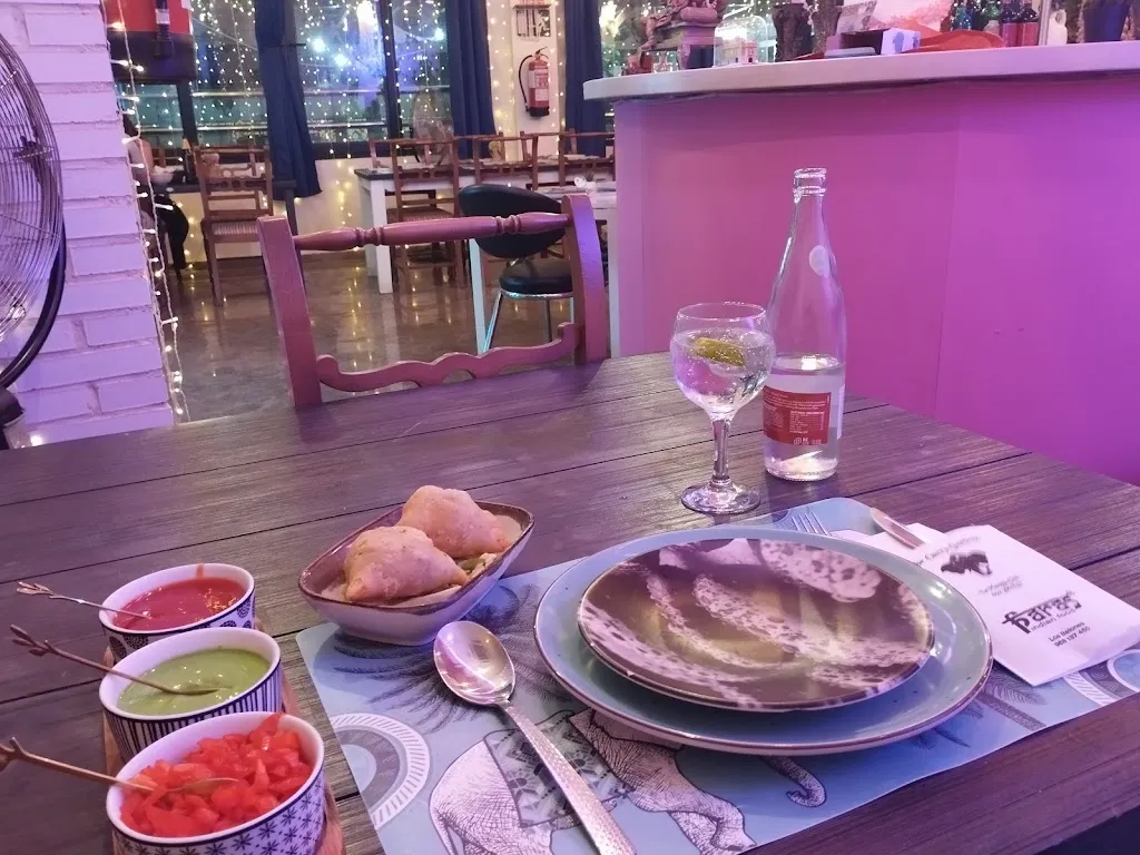 The Curry Gardens_Atamaría_slider_image_3