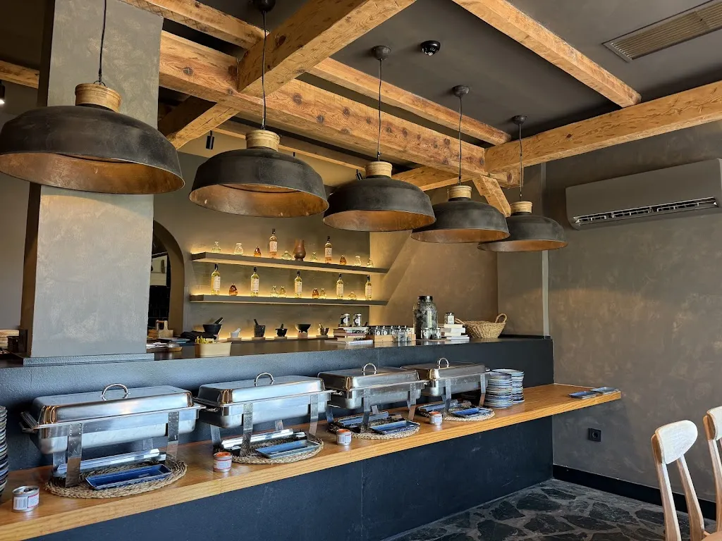 Gavin Carpenter_Leña & Karbon_Atamaría_review