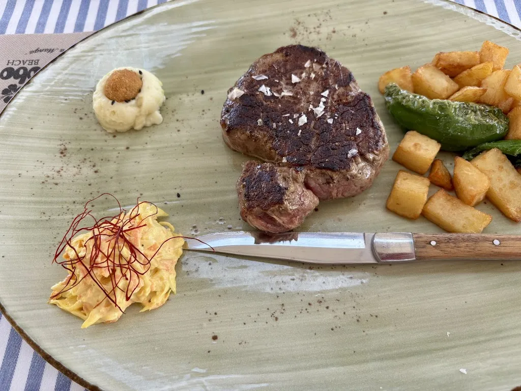 Loli Pacheco_Restaurante Bonobo Playa_Atamaría_review