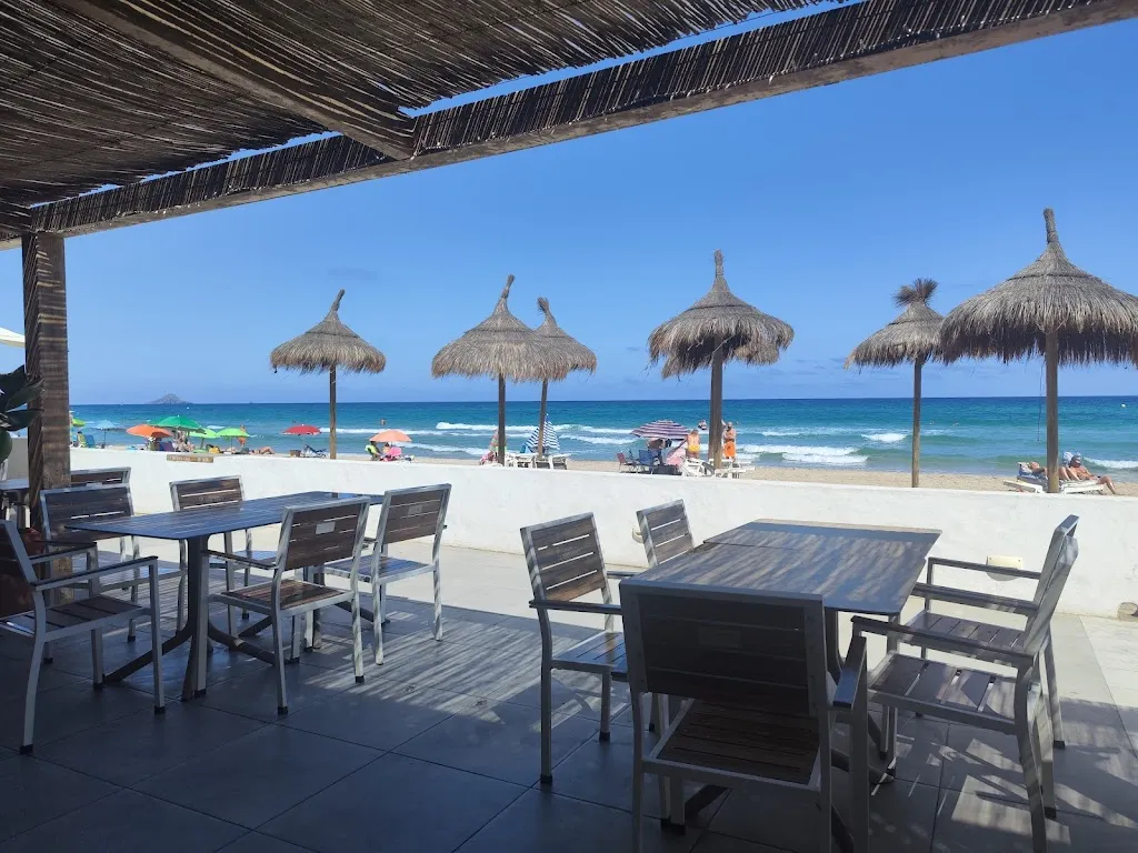 Restaurante Bonobo Playa_Atamaría_slider_image_3