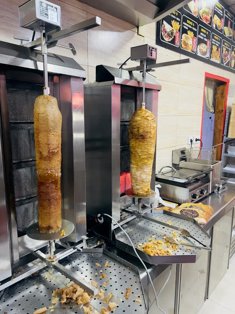 Dani kabab doner and pizzeria beniel حلال_Beniel_slider_image_2