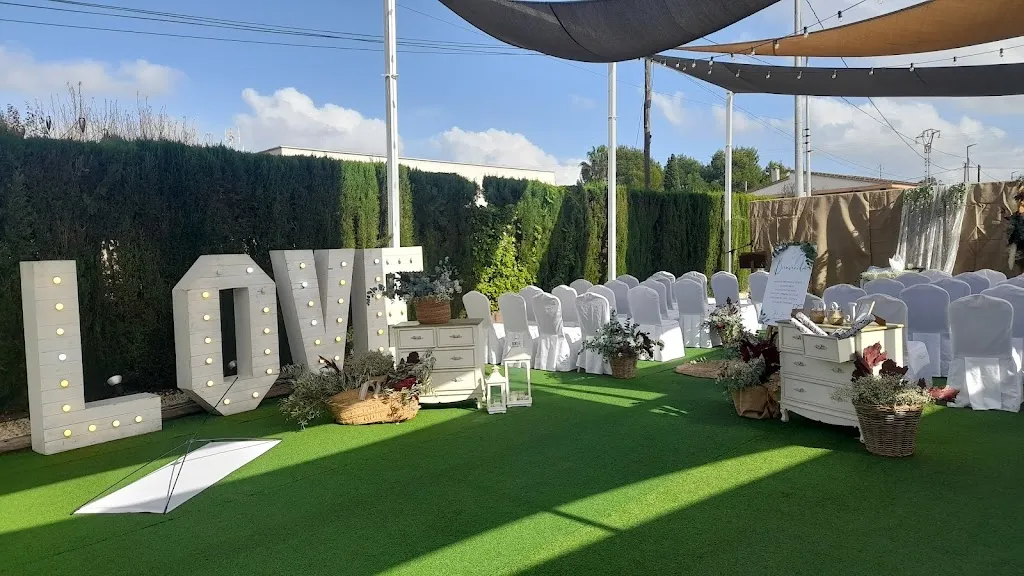 Irene Blanco_Two rooms Blondes_Beniel_review