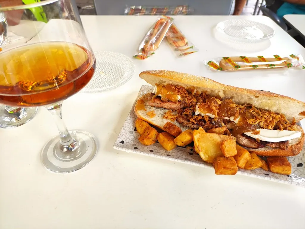 Restaurante El Paseo_Campos del Río_slider_image_3