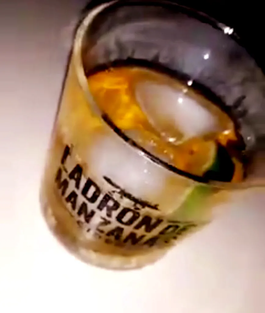 Rocio Rojo Carles_Boulevard_Campos del Río_recensione