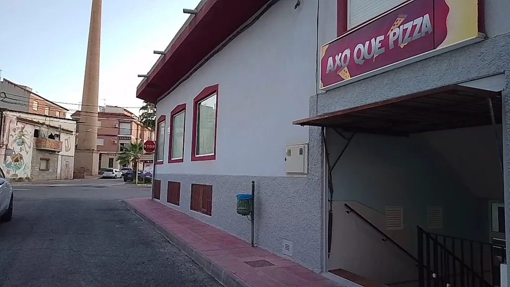 Axo Q Pizza restaurant in Campos del Río
