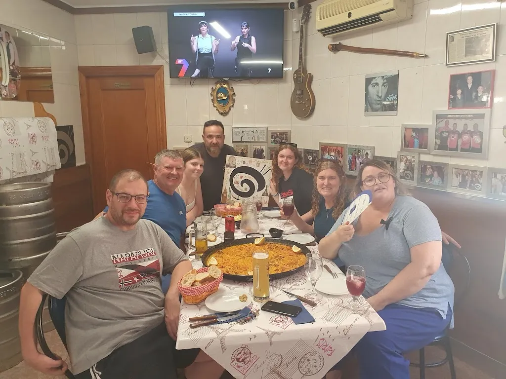 Kelly Turner_Bar Marisquería 