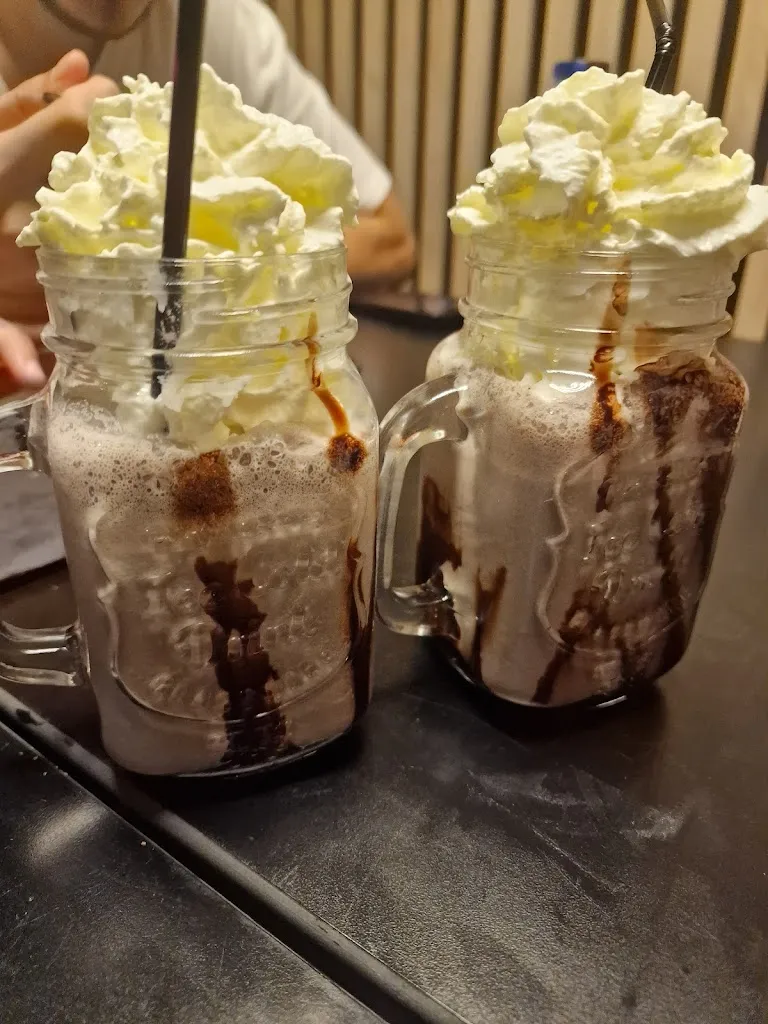 EMDMSY_Tokio Burger_Bullas_review