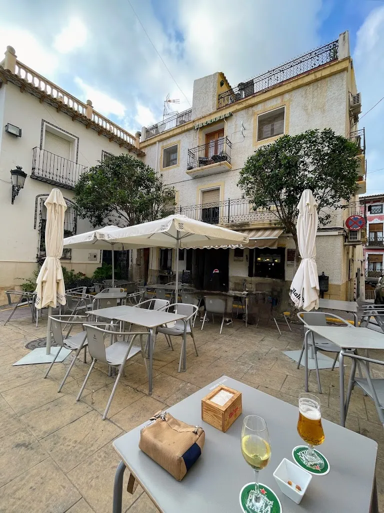 Lenny_Bar La Plaza_Relleu_review