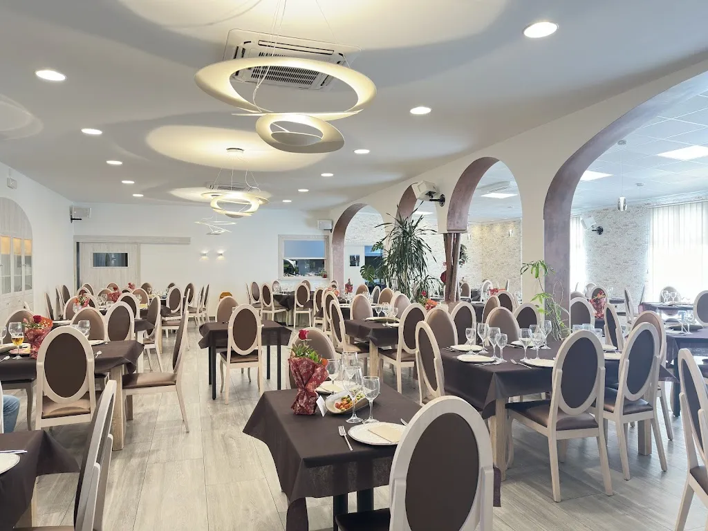 Restaurante La Plaza_Calasparra_slider_image_1