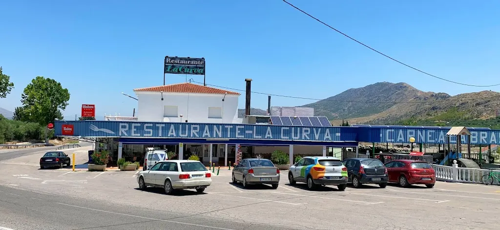 Restaurante La Curva_Calasparra_slider_image_1