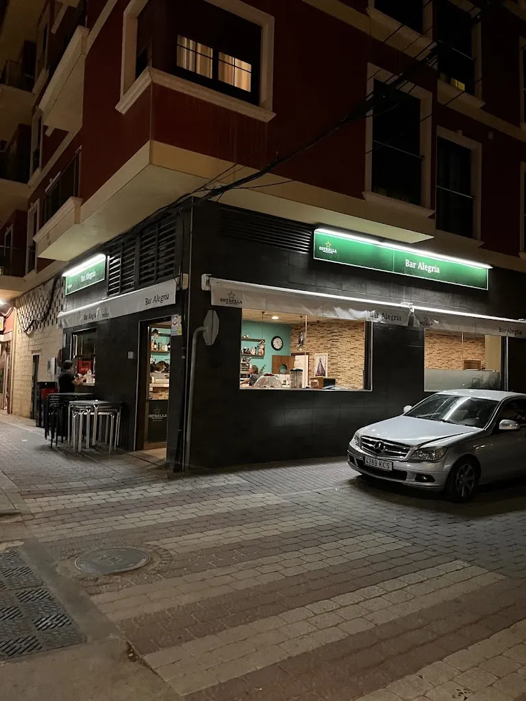 Conner Regan_Bar Alegria_Calasparra_review