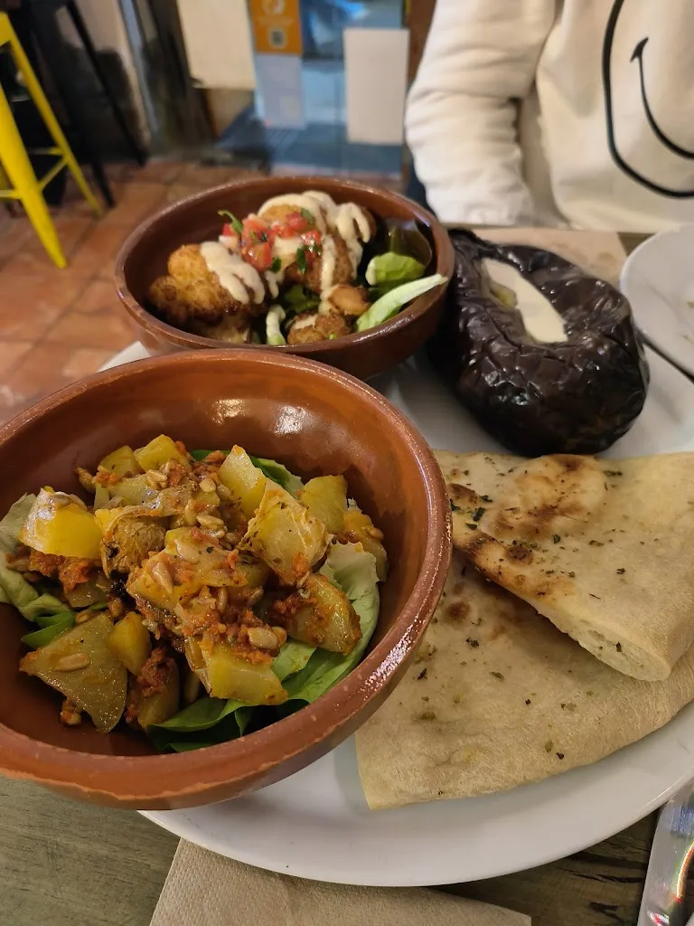 Menu_Santa y pura Vegan Bar_Sagra_image_7