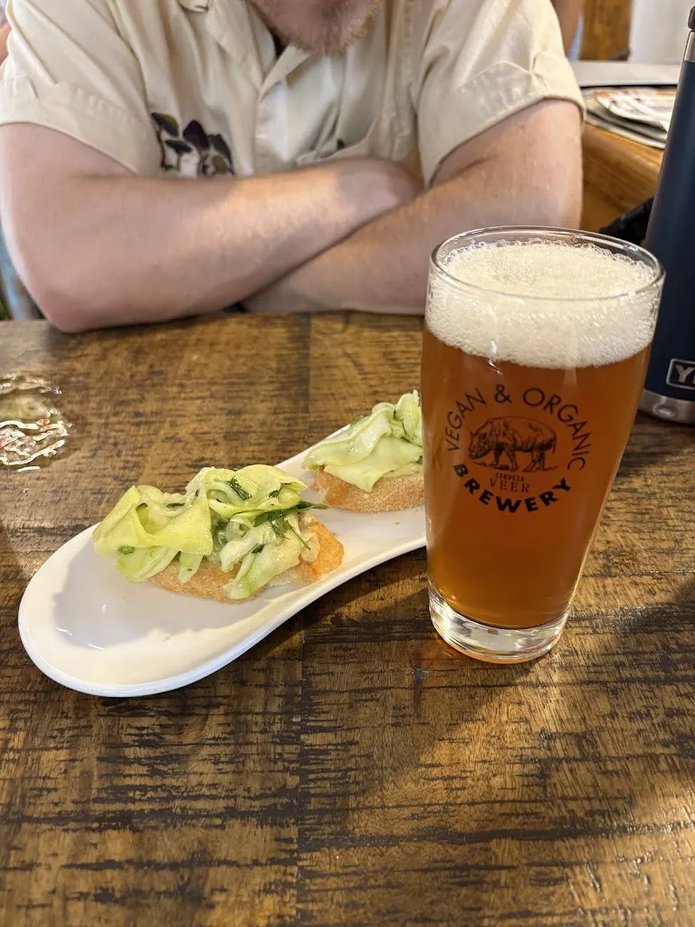 mackenzie fawthrop_Santa y pura Vegan Bar_Sagra_review