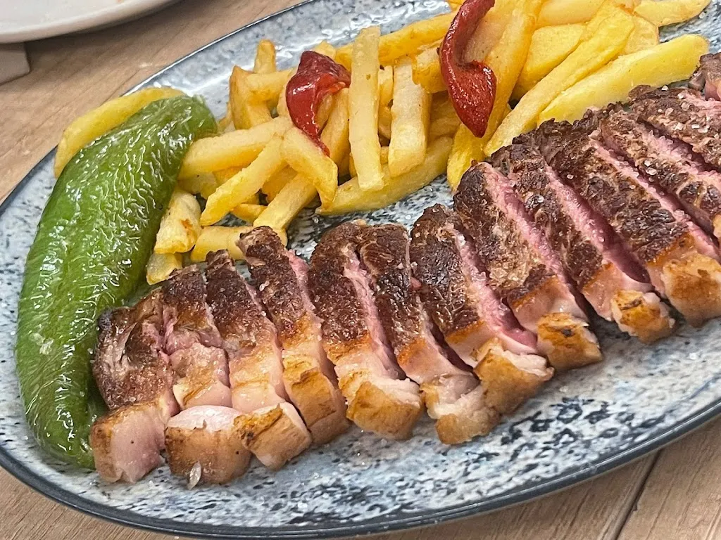 Cervecería Restaurante El Parador_Sagra_slider_image_3