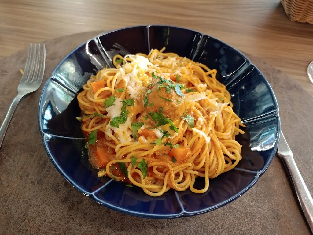 Anne Fraser_Restaurante Internacional_Archena_review