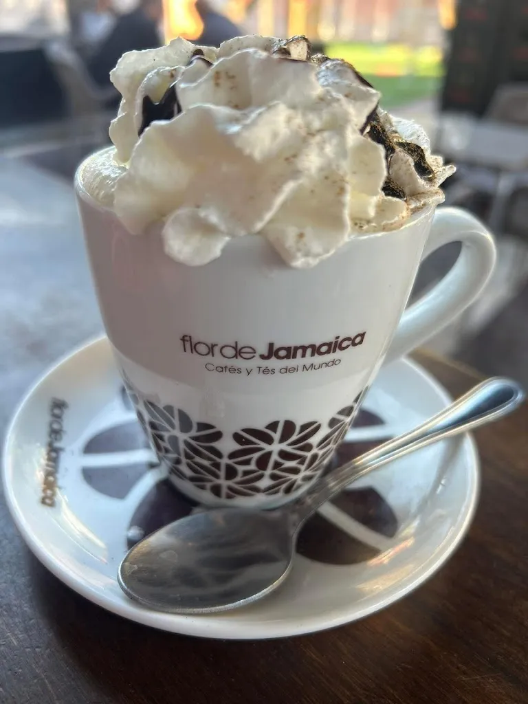 desire ayala martinez_Cafe El Roble Bar_Archena_review