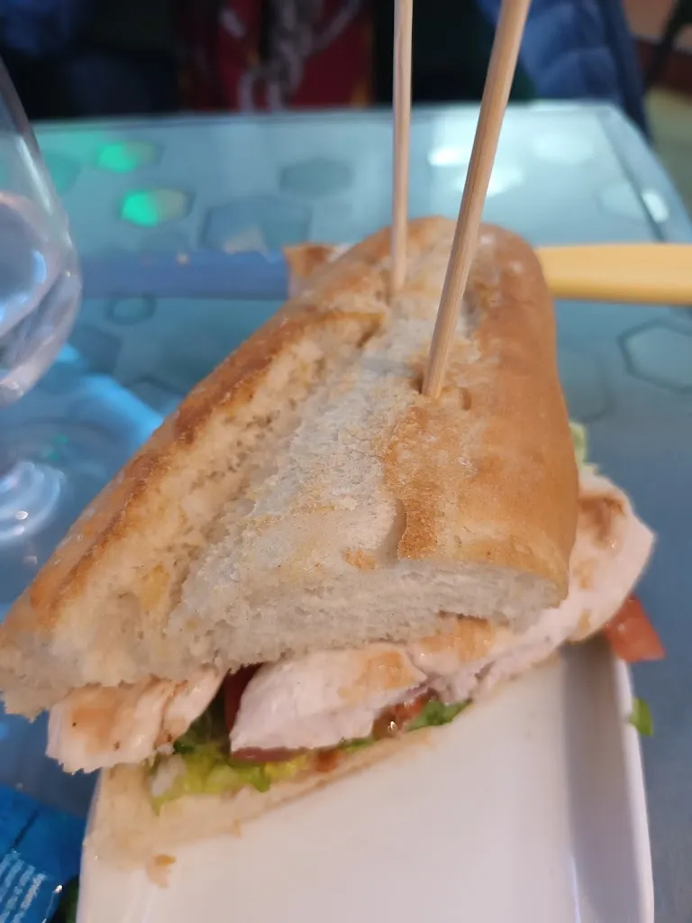 José Molína_Hamburguesería Memphis_Archena_review