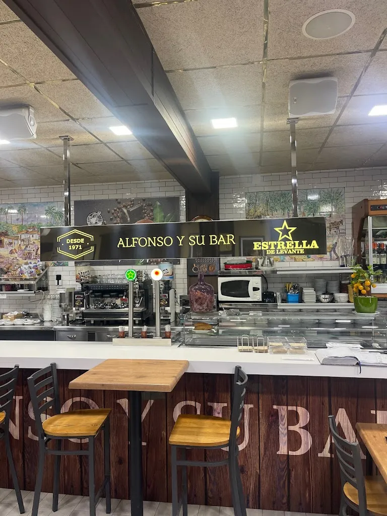 Alfonso Y Su Bar restaurant in Archena