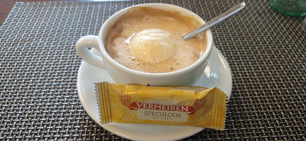 Maychu Lopez_Bar Casino - Balneario de Archena_Archena_review