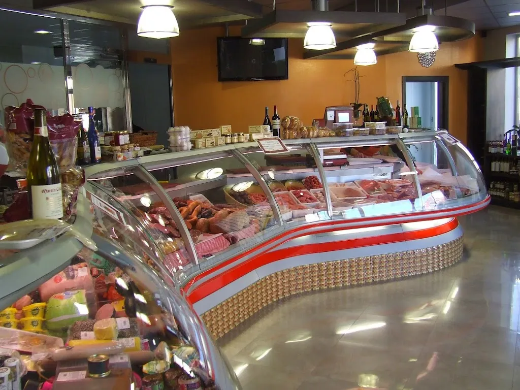 Carnicería y charcutería Esteban El Cigarrero_Archena_slider_image_2