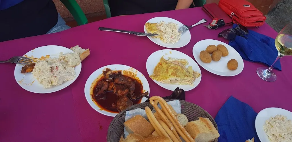 Lorna Blake_Jarro De Oro_Alhama de Murcia_review