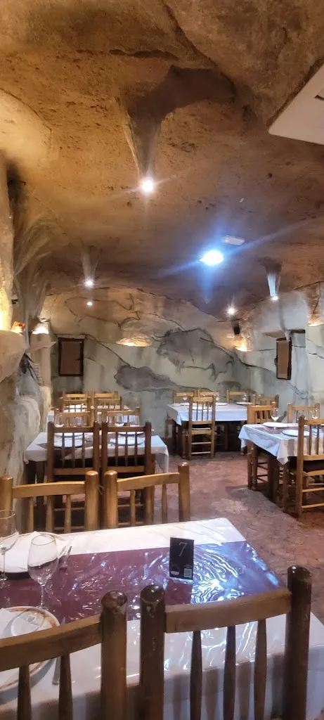 Gillian Cullen_Restaurante La Caverna_Alhama de Murcia_review