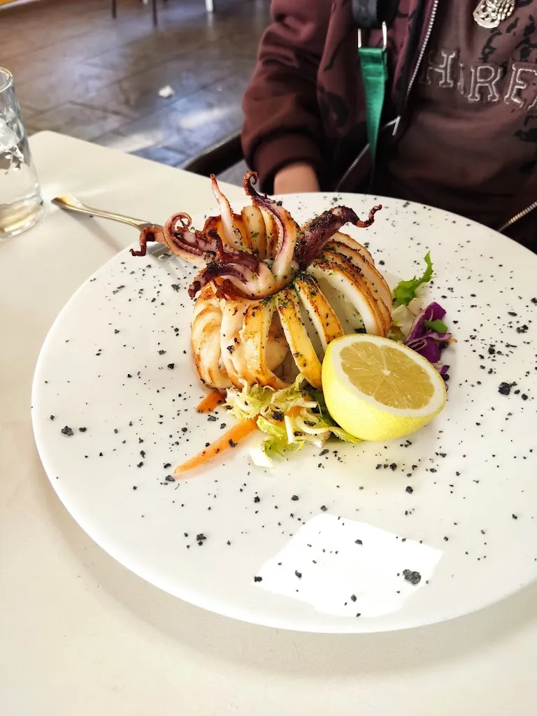 VICENTE CUENCA_Restaurante El Mirador, CEUTI_Ceuti_review