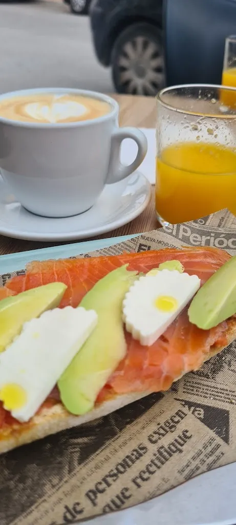 maria perez_La casa de las tapas_Ceuti_review