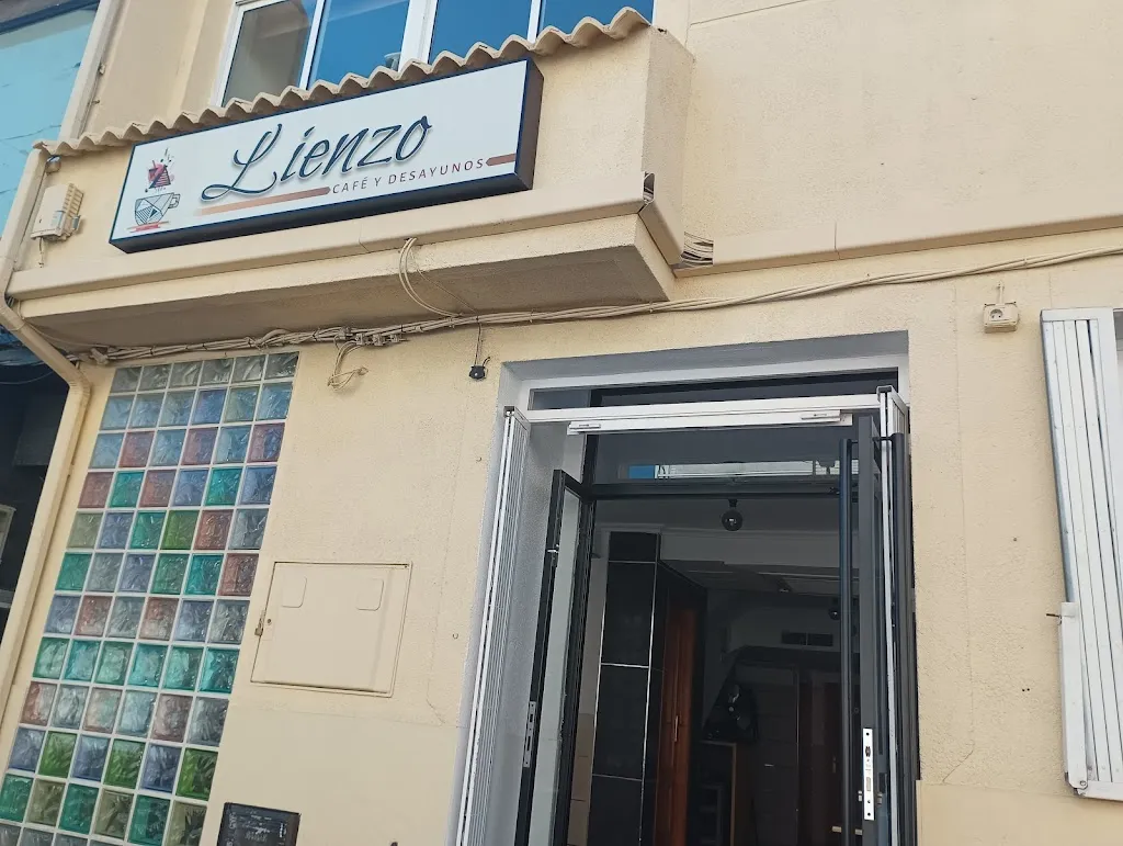 La casa de las tapas restaurant in Ceuti