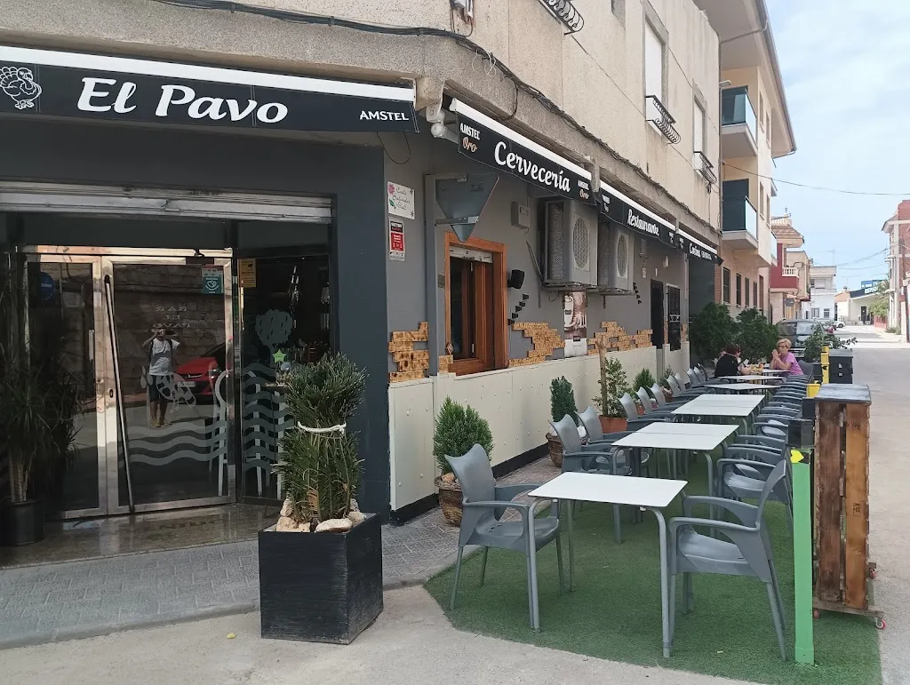 Bar El Pavo restaurant in Ceuti