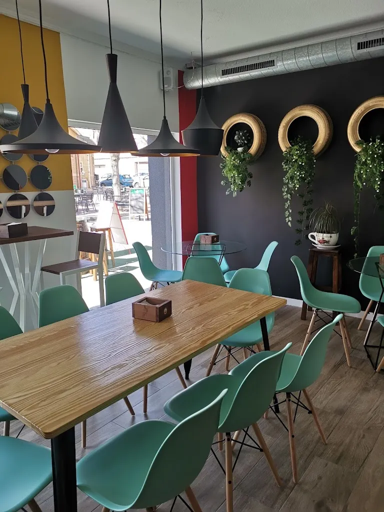 nou embolic restaurant in Pinós el/Pinoso