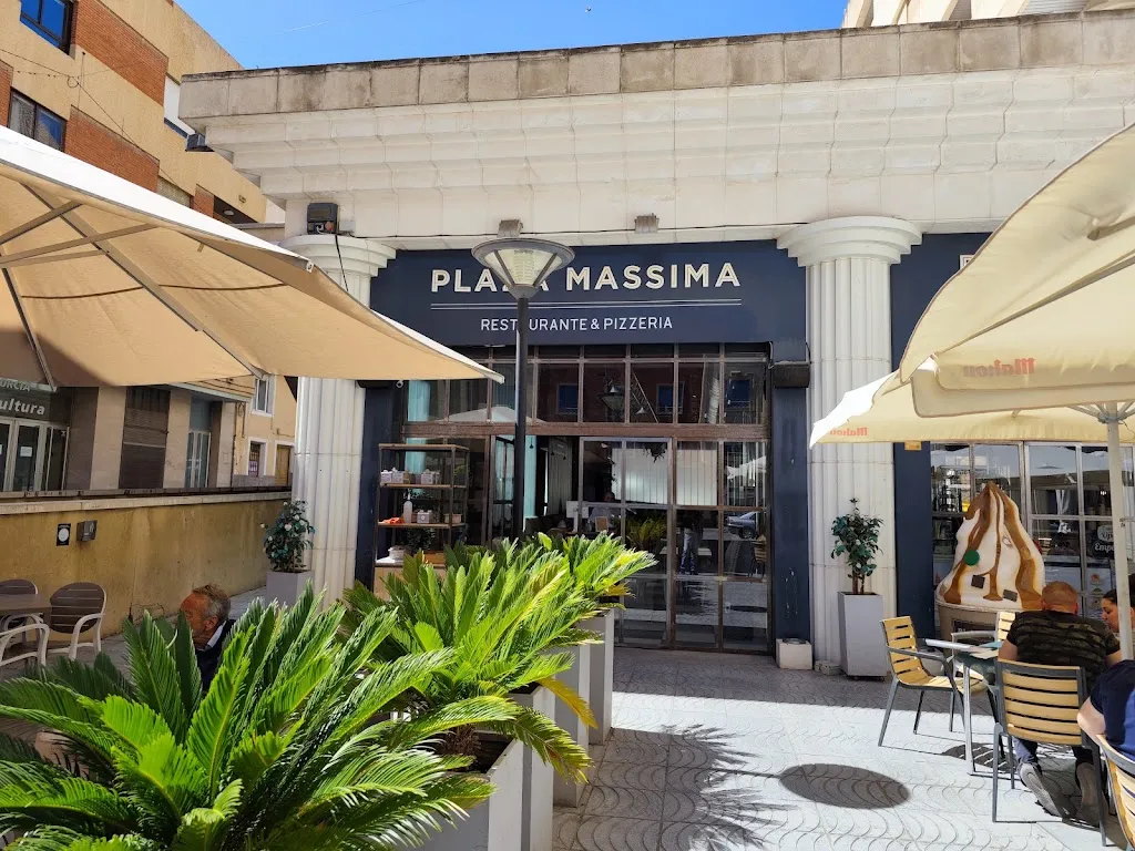 Plaza Massima restaurant in Caravaca